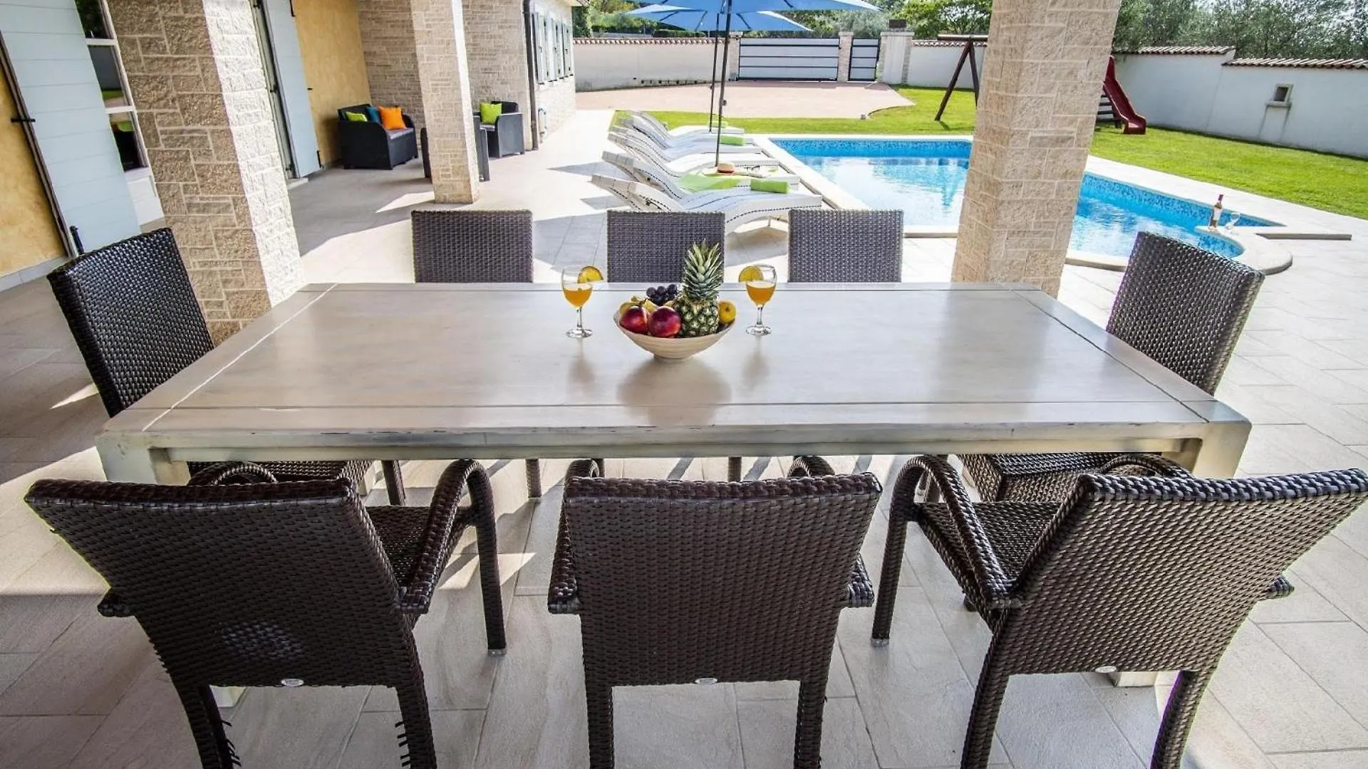 Ferienhaus Mit Privatpool Fuer 9 Personen Ca 200 Qm In Segotici, Istrien Suedkueste Von Istrien Marčana